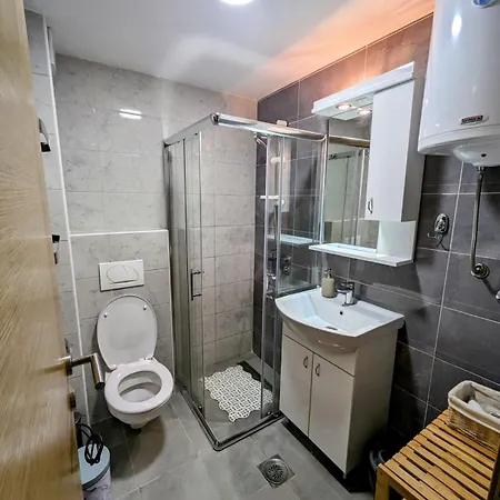 Zlatni Bor Lägenhet